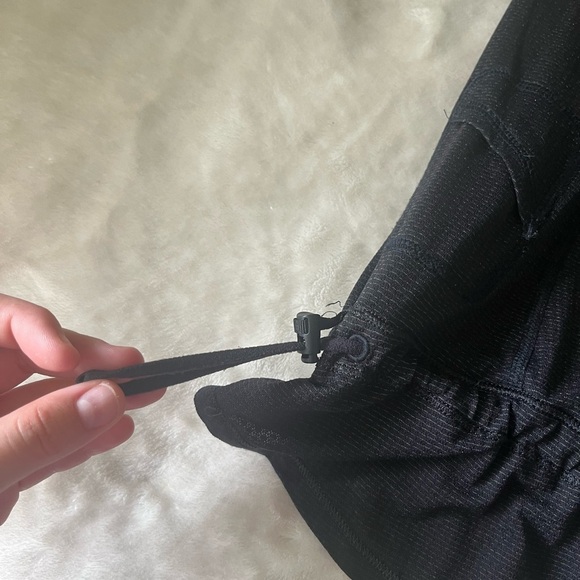 Lululemon Mind Over Matter Ruffle Black Tank Top - Picture 3 of 5